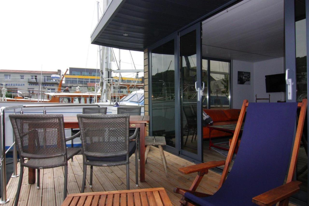 Hausboot Lina In Flensburg Hotel Exterior photo